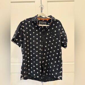 Free Planet Men's Halloween Short Sleeve Button Up Shirt Black Skull Print XL